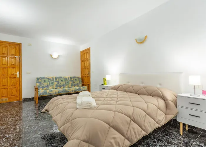 Estudio Alenia San Marcos (Tenerife)